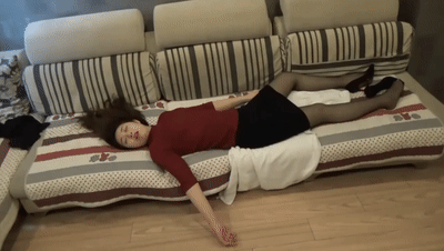 【迷奸睡奸系列】【极品美人被下药迷晕】毫无任何知觉，被各种玩弄过后，疯狂输出！